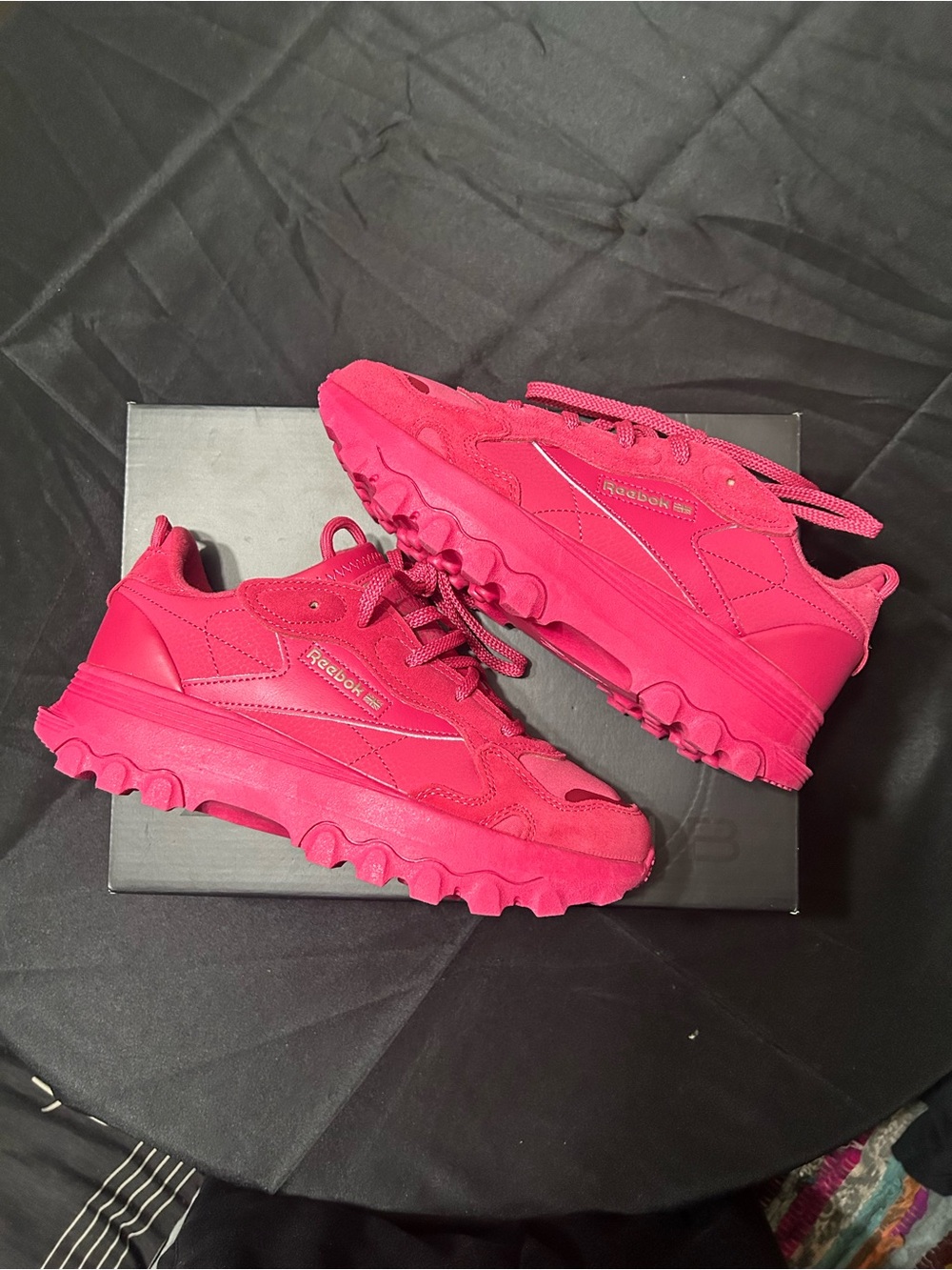 Reebok x Cardi B Classic Leather – Pink – Size 6